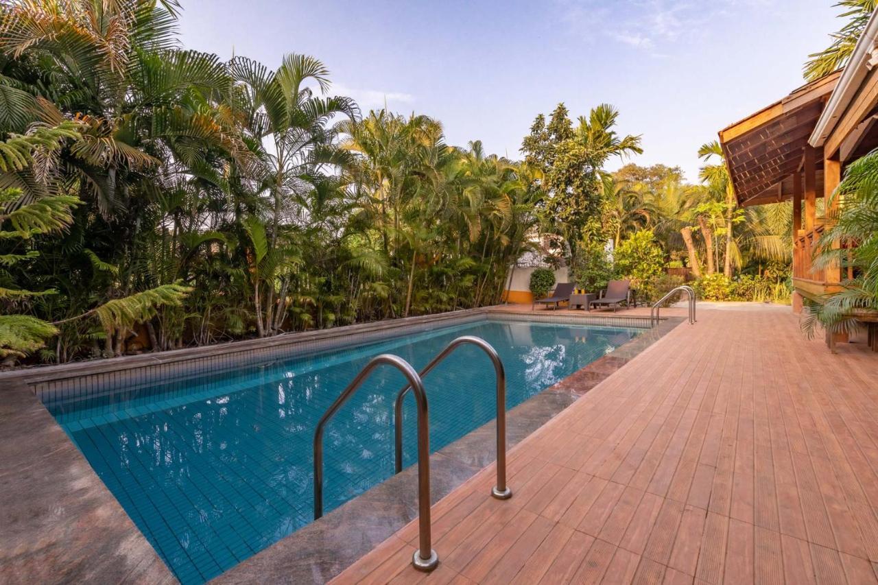 Nature'S Abode - The Wooden Villa At Morjim By Stayvista Exterior foto