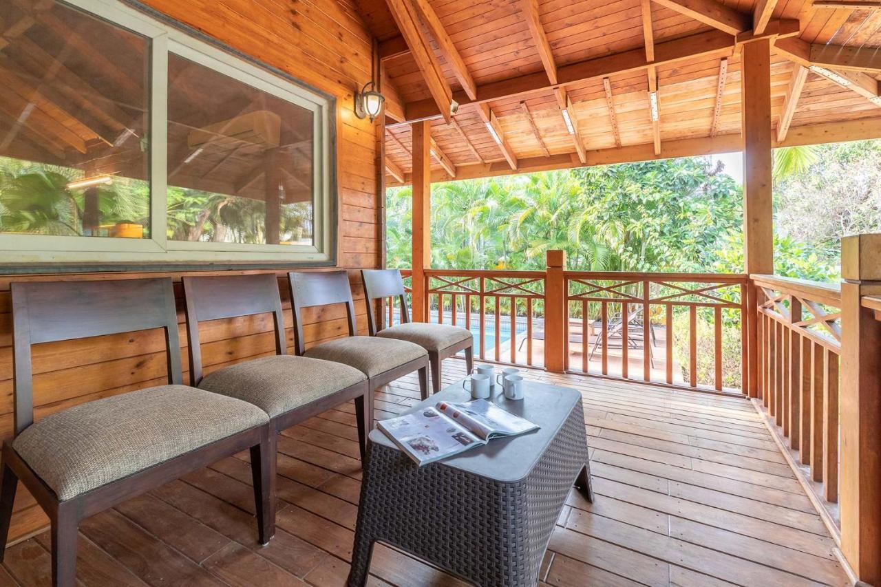Nature'S Abode - The Wooden Villa At Morjim By Stayvista Exterior foto